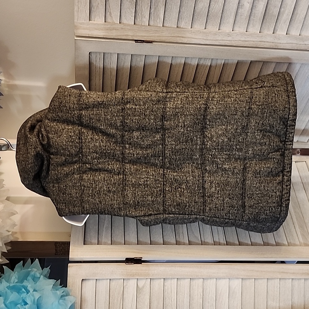 Old Navy brand Vest - Picture 3 of 7